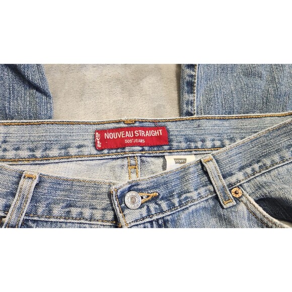 Levi’s 505 Women's Size 14 Petite Blue Straight Leg Jeans - Picture 2 of 6